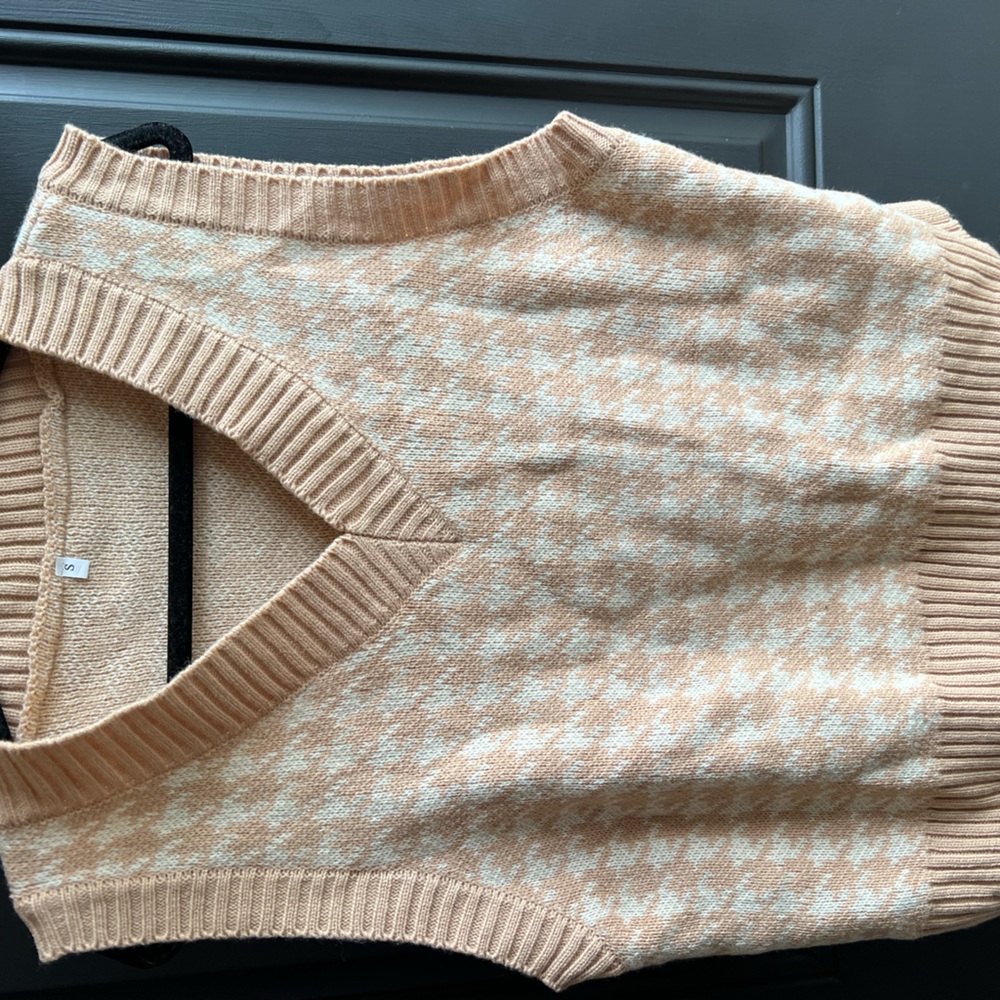 Pale Pink / Pale Peach Checkered Oversized Sweater Vest